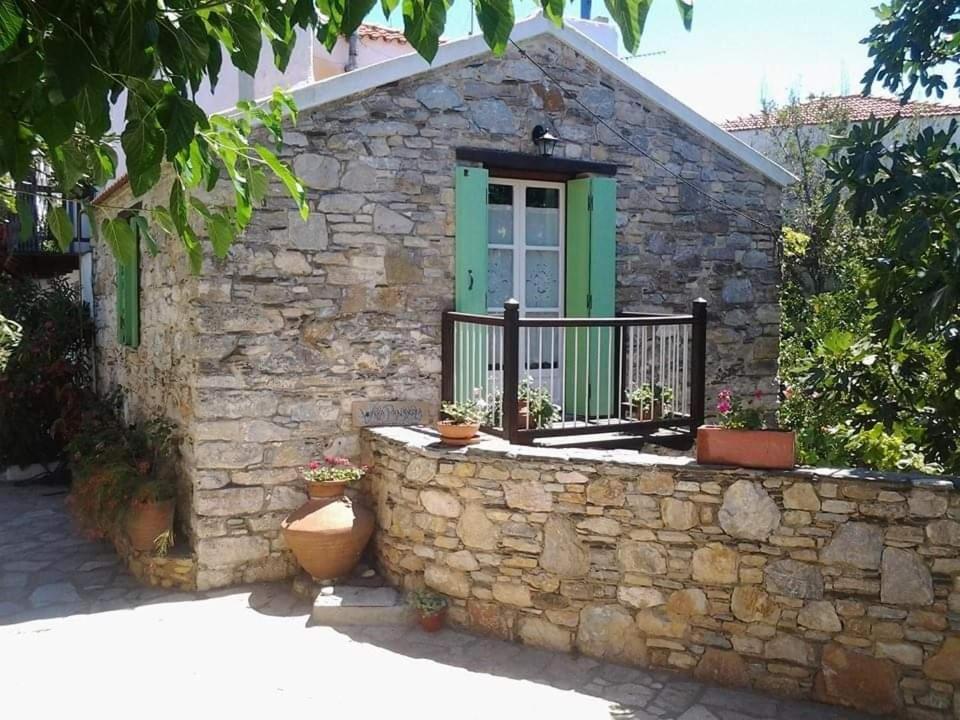 Villa Panayiota Alonnisos Town ภายนอก รูปภาพ